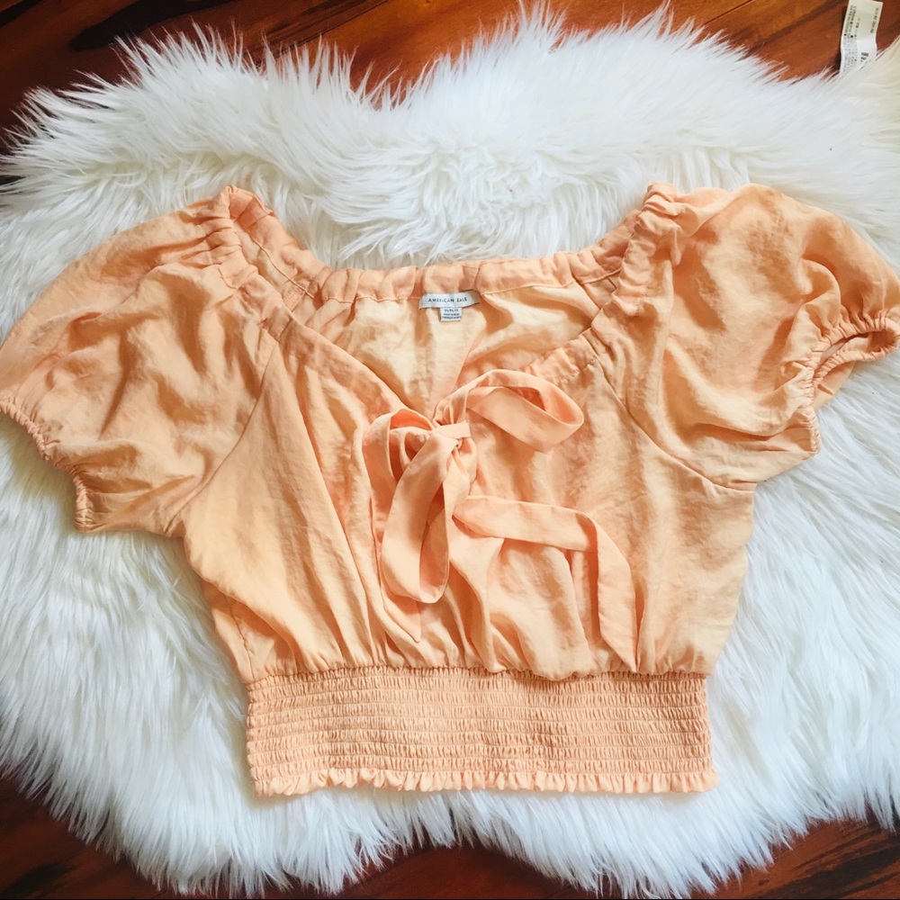 AE Off-shoulder yellow/orange crop top